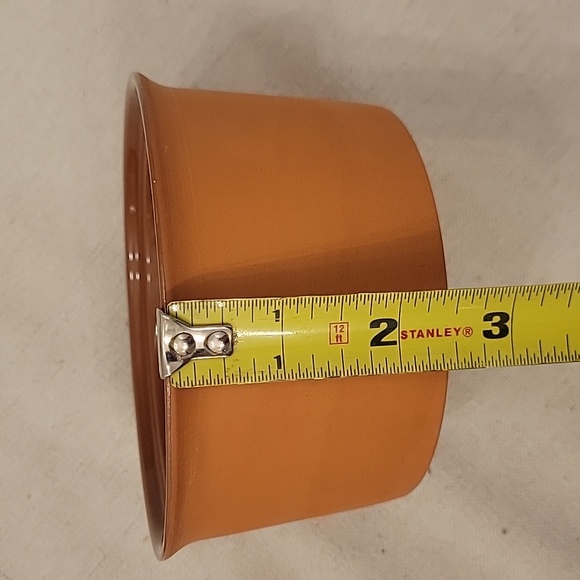 House of Lloyd individual Terra Cotta Baker 5 in. x 2.5in. bowl with lid. New - Picture 13 of 13